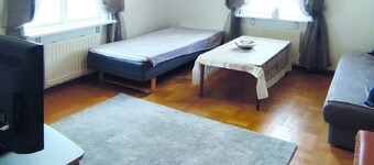 Gemütliches lappländisches Ferienhaus in der Wildnis direkt am Gewässer