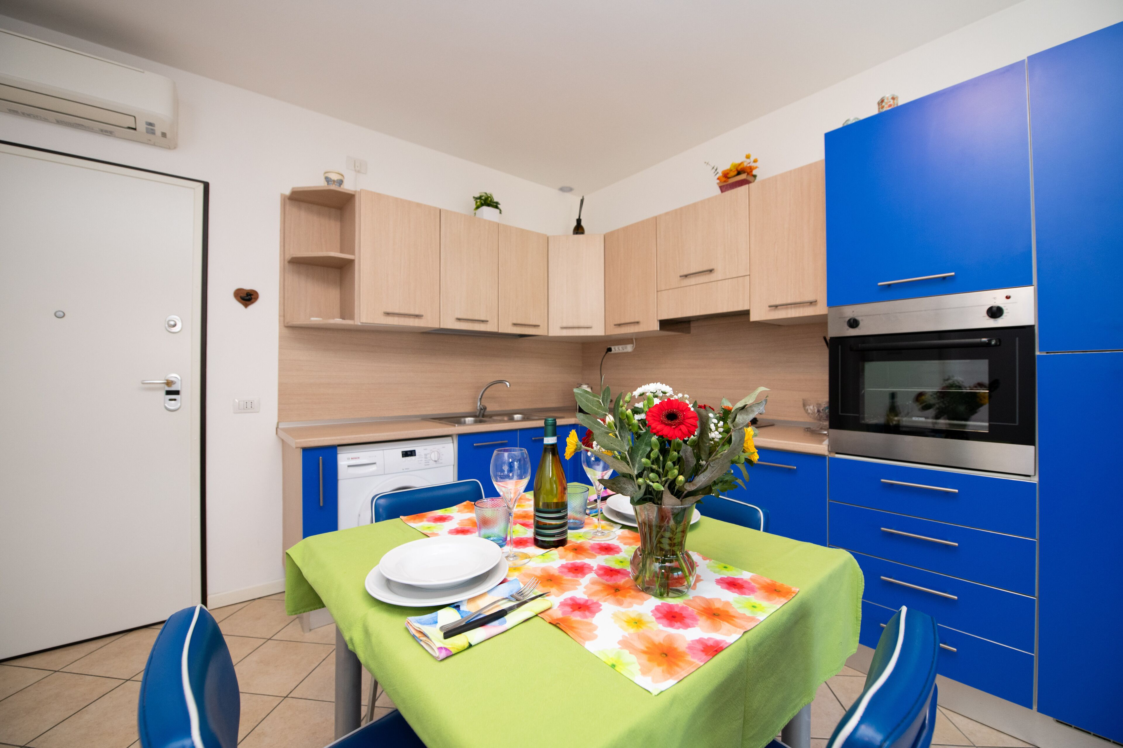 Comfort Apartment | Private kitchen | Full-size fridge, microwave, oven, coffee/tea maker