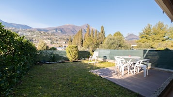 Vue depuis lâhĂ©bergement