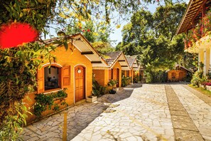 Property grounds - VELINN Pousada Recanto da Natureza (Camanducaia)