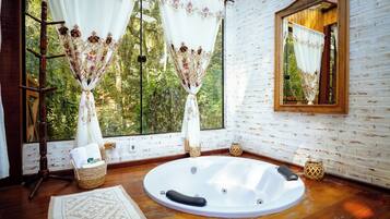 Luxury Room, Jetted Tub | Free WiFi