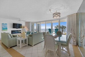 TV - 3 bedroom! First Floor of Tower 3!!! Wonderful unit!!! (Panama City Beach)