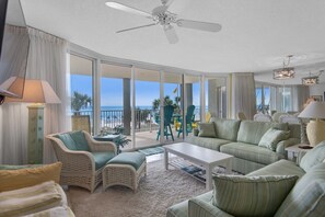 TV - 3 bedroom! First Floor of Tower 3!!! Wonderful unit!!! (Panama City Beach)