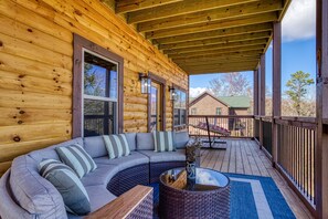 Terrace/patio - Great Views 2 Bedroom  Near Douglas Lake Motorcycle Friendly Gameroom (Sevierville)