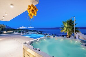 Pool - Boutique Villa Fay with stunning sea view, heated Pool & Jacuzzi near Omis (Dugi Rat)
