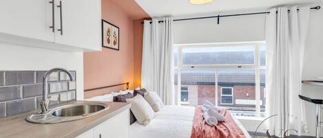 1 camera, una scrivania, ferro/asse da stiro, Wi-Fi