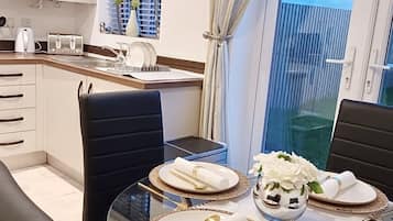 House | Tempat makan