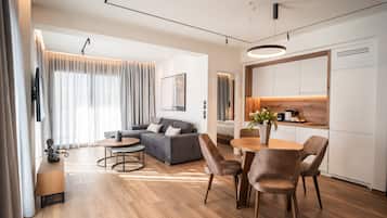 Superior Apartment, Non Smoking | In-room safe, desk, laptop workspace, blackout drapes