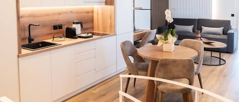 Loft - icke-rökare | 1 sovrum, värdeförvaringsskåp på rummet och skrivbord