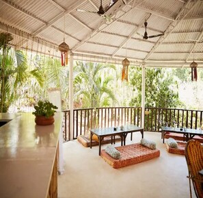 Restaurant - Jamboree Creek Yoga (Mandrem)