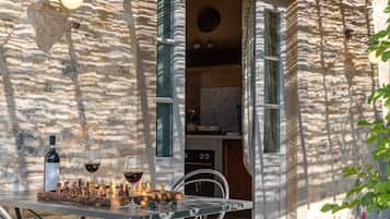 Romantisches Ferienhaus | Terrasse/Patio