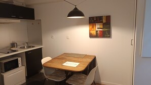 Dining - Charming apartment downtown Bordeaux (Bordeaux)