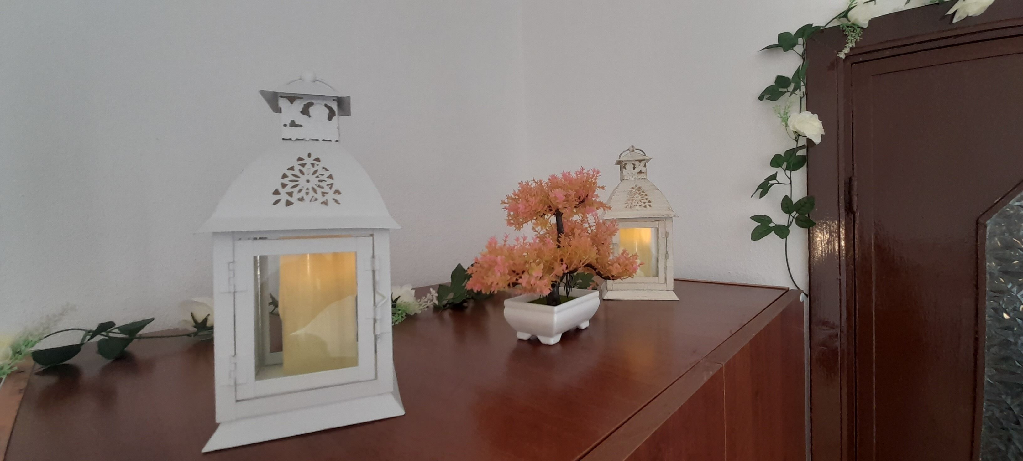 高级房 | 高档床上用品、羽绒被、记忆海绵床垫、客房内保险箱