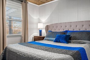 3 habitaciones, escritorio, wifi gratis y ropa de cama 