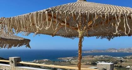 Villa Mira Paros Luxury Suites