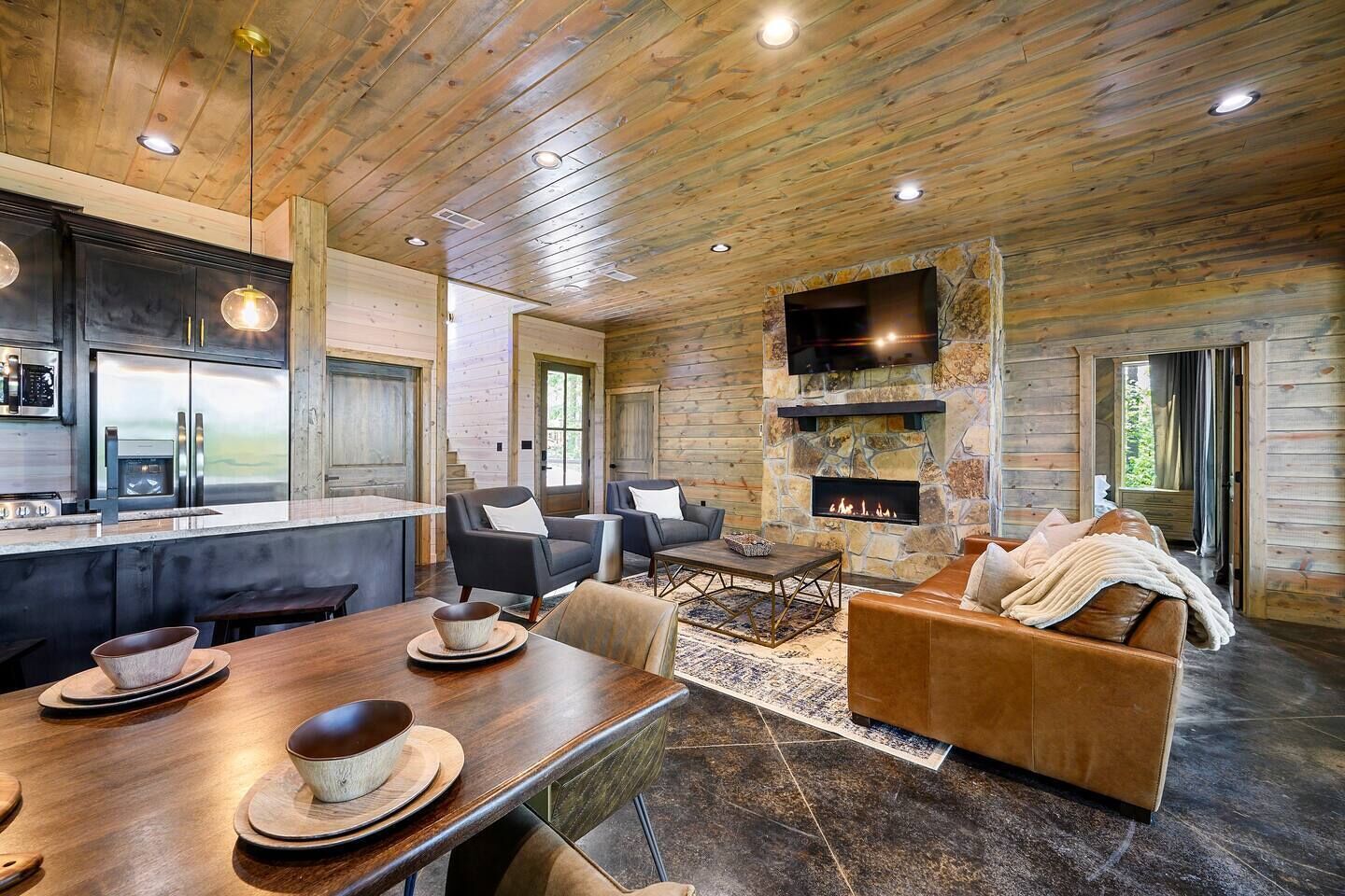 Rich Retreat - Sleeps 11