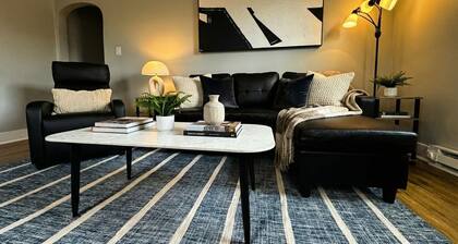 Newly Renovated Apt with King Bed