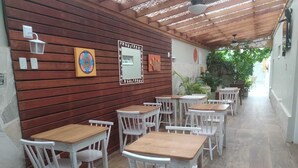 Breakfast area - Pousada Villa Encanto (São Sebastião)