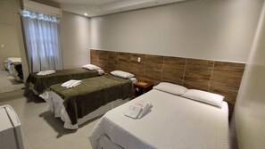 Phòng dành cho gia đình, có phòng tắm riêng | Truy cập Internet không dây miễn phí, bộ trải giường 