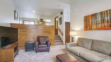 Apartment (2 Bedrooms) | Front of property