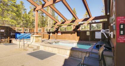 Walk to Chairlifts: Breck Condo w/ Private Patio