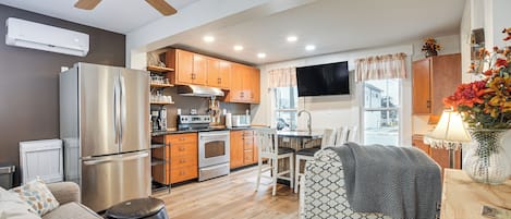House (1 Bedroom) | Interior