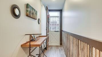 House (1 Bedroom) | Interior