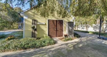 Opulent Home in Spring Hope w/ Pool & Hot Tub!
