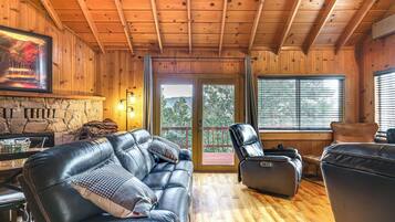 Rumah (2 Bedrooms) | Interior