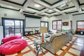 House (4 Bedrooms) | Interior - North Georgia Log Home w/ Long Range Views (Ranger)
