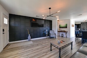 Nhà (2 Bedrooms) | Nội thất