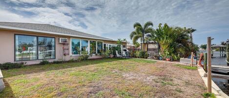 House (3 Bedrooms) | Front of property