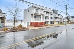 Exterior - Bright Milford Beach House w/ Outdoor Shower (Milford)