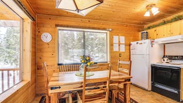 House (2 Bedrooms) | Bahagian dalam