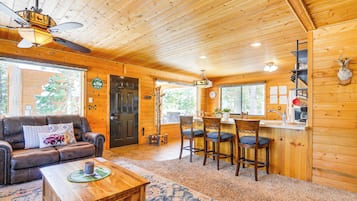 House (2 Bedrooms) | Bahagian dalam