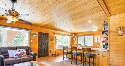 Duck Creek Village Cozy Cabin Near Fishing & ATV