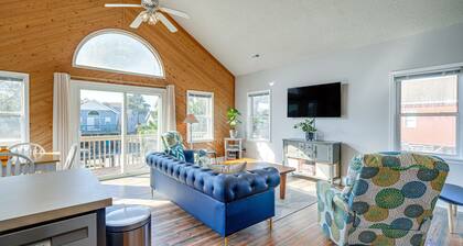 Charming Nags Head Retreat: Half-mi to State Park!
