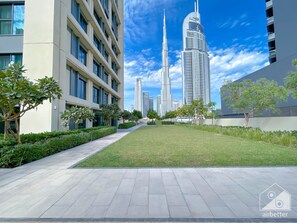 Apartment (1 Bedroom) | Garden - Burj Royale Luxury 1bedroom Balcony City View (Dubai)