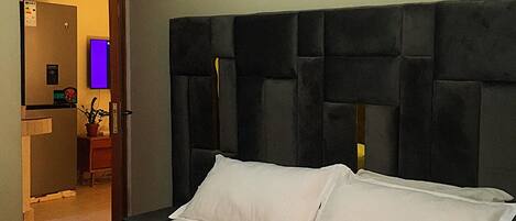 1 chambre, fer et planche Ă repasser, Wi-Fi, literie fournie