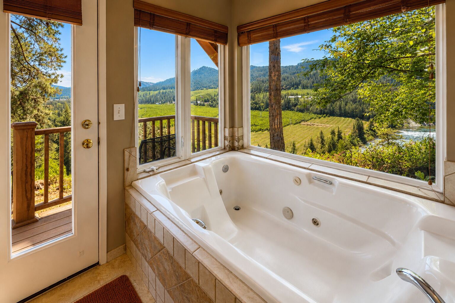 Cabin, 4 Bedrooms | Interior