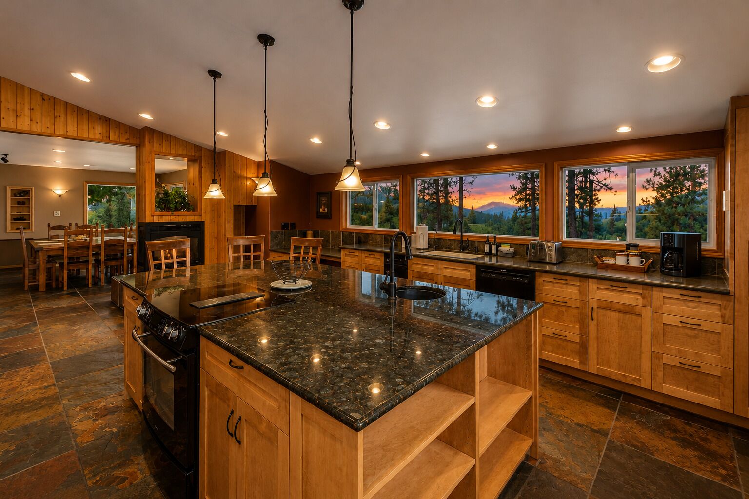 House, 4 Bedrooms | Private kitchen | Fridge, coffee/tea maker, electric kettle, toaster