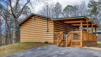 Cabin, 3 Bedrooms | Exterior
