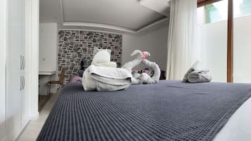 Standard Room, Basement Floor | Blackout curtains, soundproofing, iron/ironing board, free WiFi