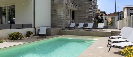 Alberca al aire libre