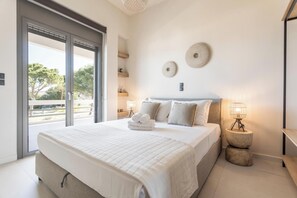 Luxe villa | 6 slaapkamers, luxe beddengoed, bedden met traagschuimmatras