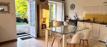 Le T2 du Castel Silence Dans son Écrin de Verdure