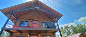 Luxury Cabin | Terrace/patio