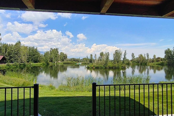 Cabin Cao cấp | Hiên