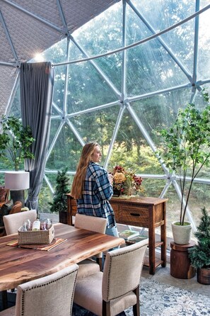 Dining - Traverse City - Luxury on the Edge - 12 (Williamsburg)