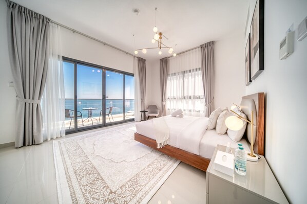 5 dormitorios, caja fuerte, tabla de planchar con plancha y wifi gratis